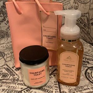 Bath & Body Works Champagne gift set